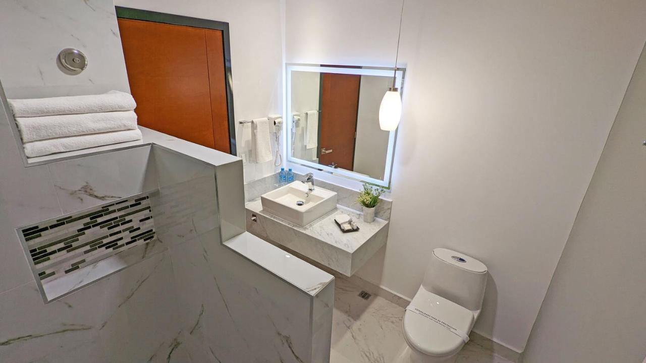 Hotel Fray Select Tepic Esterno foto