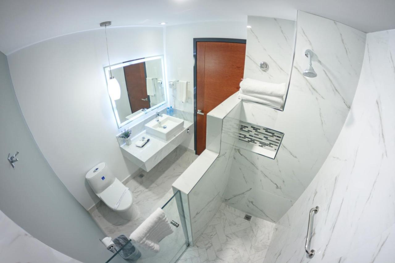 Hotel Fray Select Tepic Esterno foto