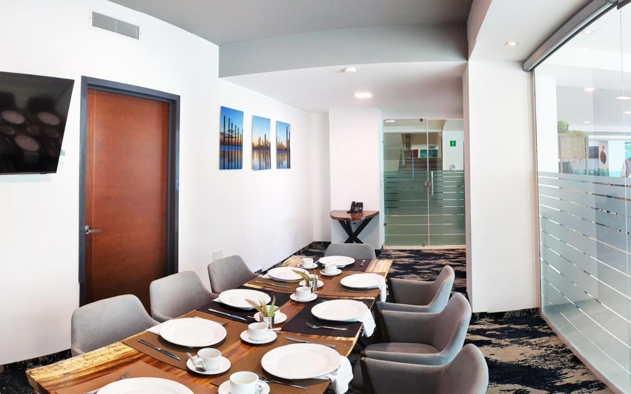Hotel Fray Select Tepic Esterno foto